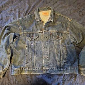 Levi's denim jacket, Size XL